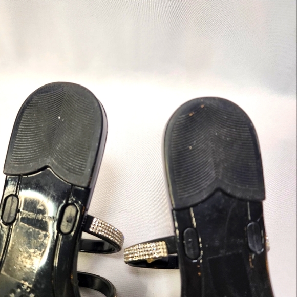 Steve Madden Black and Silver Sandals with Metallic Straps - Picture 6 of 15